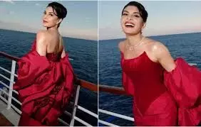 जैकलीन फर्नांडीस ने कान्स फिल्म फेस्टिबल में बिखेरा जलवा जैकलीन फर्नांडीस ने कान्स फिल्म फेस्टिबल में बिखेरा जलवा