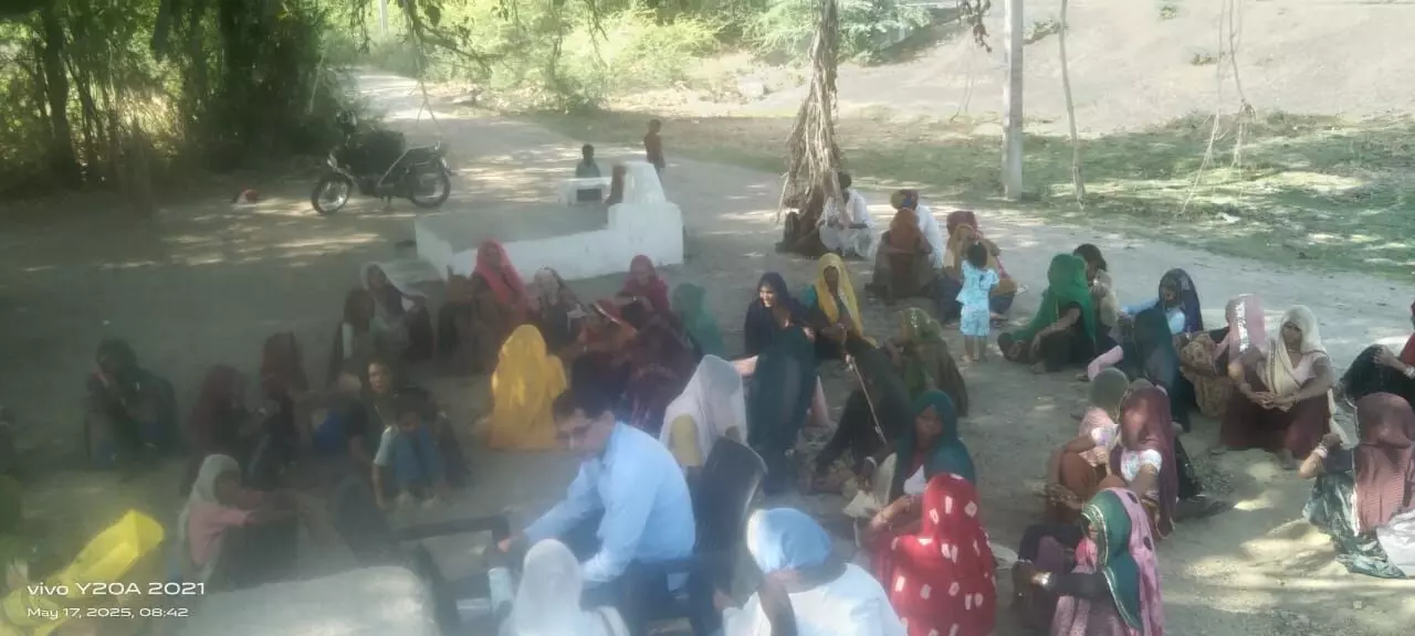 उच्च रक्तचाप के खतरे से बचाव व दिल की सुरक्षा के लिए जागरूक रहें आमजन-सीएमएचओ डॉ. गोस्वामी“ उच्च रक्तचाप के खतरे से बचाव व दिल की सुरक्षा के लिए जागरूक रहें आमजन-सीएमएचओ डॉ. गोस्वामी“