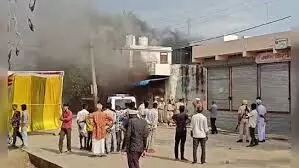 चाकू मारकर मैकेनिक की हत्या के बाद क्षेत्र में तनाव चाकू मारकर मैकेनिक की हत्या के बाद क्षेत्र में तनाव