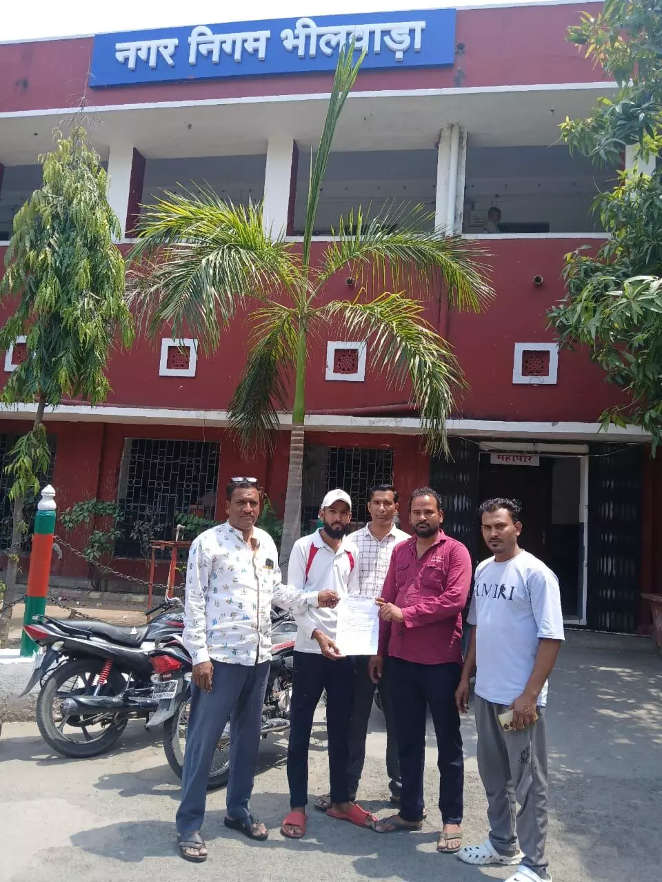 नाली की सफाई के लिए स्थाई कर्मचारियों की व्यवस्था की जाए : शेख