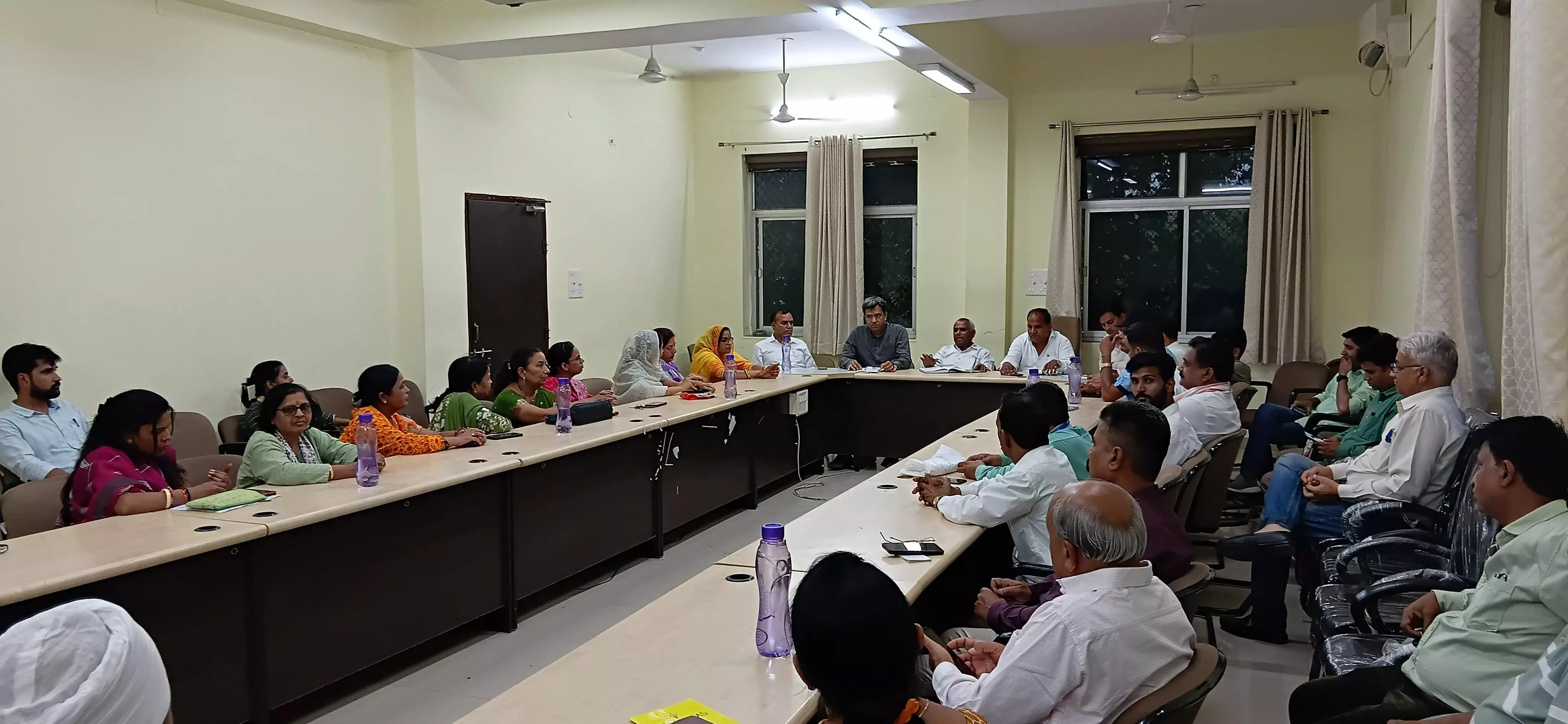 तिरंगा यात्रा को लेकर बैठक का आयोजन तिरंगा यात्रा को लेकर बैठक का आयोजन
