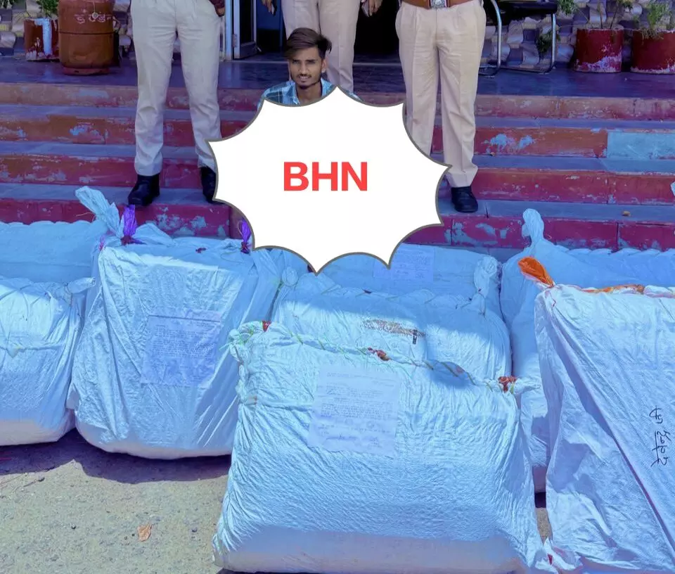 टाटा टेंपो से तस्करी कर ले जाया जा रहा डोडा पोस्त जब्त, एक गिरफ्तार टाटा टेंपो से तस्करी कर ले जाया जा रहा डोडा पोस्त जब्त, एक गिरफ्तार