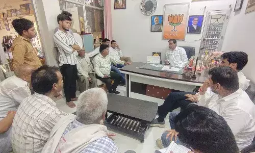 विधायक कृपलानी ने भाजपा कार्यालय पर की जनसुनवाई, अधिकारियों को दिए निर्देश