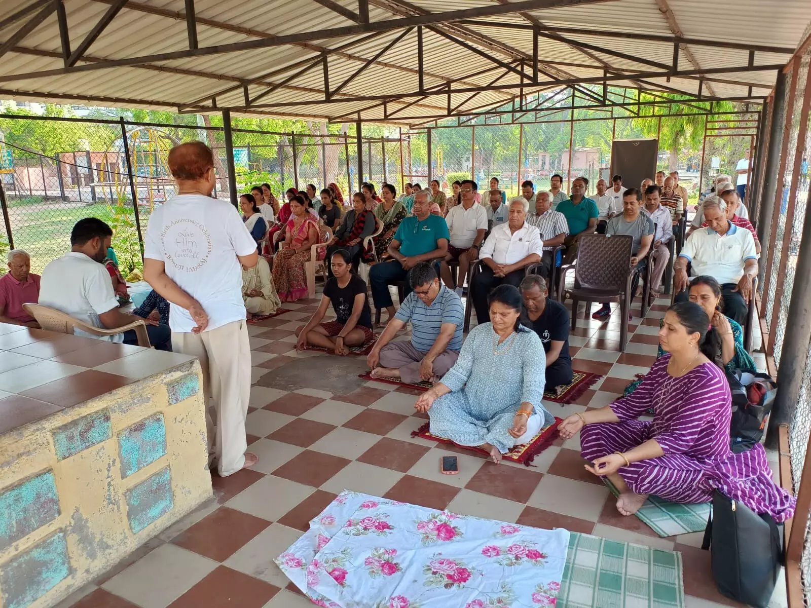 हार्टफुलनेस ध्यान एवं योग हुआ नेहरु गार्डन में हार्टफुलनेस ध्यान एवं योग हुआ नेहरु गार्डन में