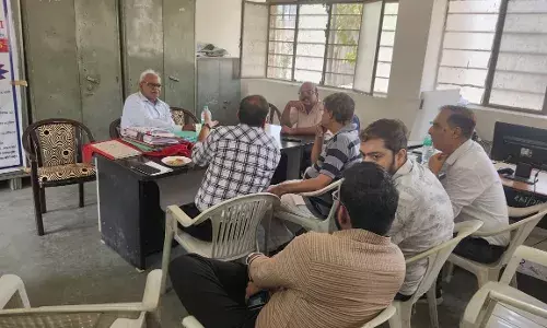 उद्यमियों को राहत प्रदान करने हेतु नीतियों में किए गए सरलीकरण एवं नवीन ऋण योजनाओं की बैठक आयोजित