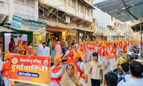 विश्व हिंदू परिषद दुर्गावाहिनी शौर्य शक्ति यात्रा मुख्य बाजारों से निकालकर माहौल को किया गुंजायमान