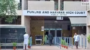 पंजाब-हरियाणा हाईकोर्ट को बम से उड़ाने की धमकी,खाली कराया परिसर पंजाब-हरियाणा हाईकोर्ट को बम से उड़ाने की धमकी,खाली कराया परिसर