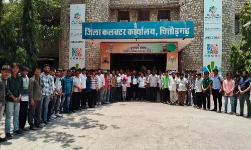 धोबी समाज ने हत्या के आरोपी की जल्द गिरफ्तारी और आर्थिक सहायता की मांग की