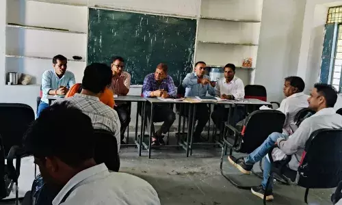 राजकीय विद्यालय परिसर एवं विद्यालय खेल मैदान से अतिक्रमण हटाने के लिए बैठक आयोजित