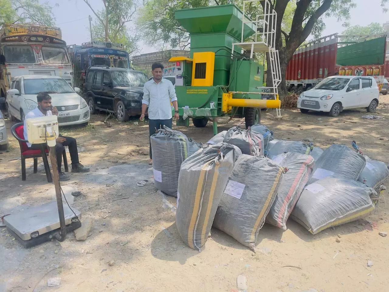 सी.बी.एन. ने 311 किलो डोडा चूरा किया जब्त सी.बी.एन. ने 311 किलो डोडा चूरा किया जब्त