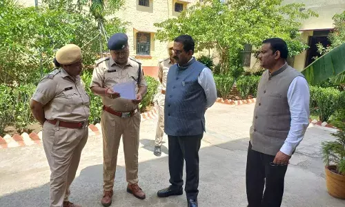 जिला एवं सेशन न्यायाधीश ने किया जिला कारागृह का आकस्मिक निरीक्षण