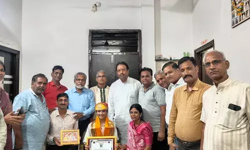 जिले में प्रथम स्थान पर रही श्रेया सोमानी व भव्या सोमानी का किया सम्मान*