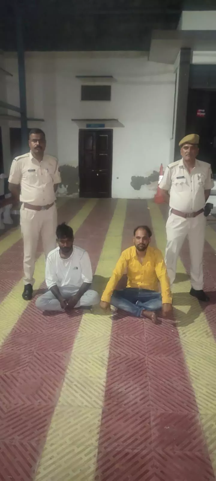 दुपहिया वाहन चोरी का खुलासा, तीन गिरफ्तार, तीन बाइक बरामद दुपहिया वाहन चोरी का खुलासा, तीन गिरफ्तार, तीन बाइक बरामद