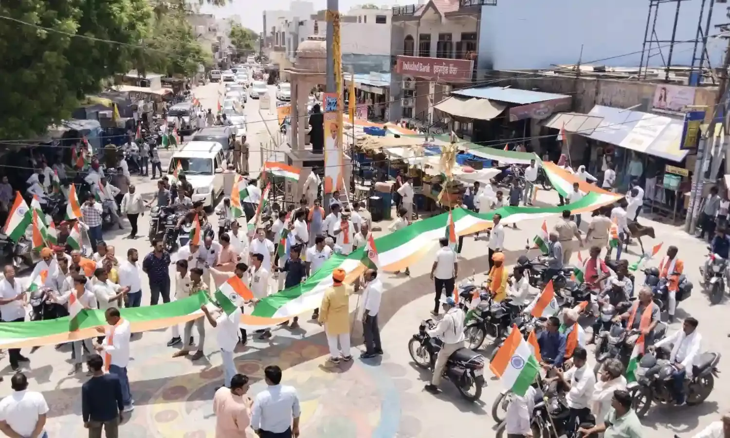 ऑपरेशन सिंदूर के उपलक्ष में निकाली आसींद में तिरंगा यात्रा ऑपरेशन सिंदूर के उपलक्ष में निकाली आसींद में तिरंगा यात्रा