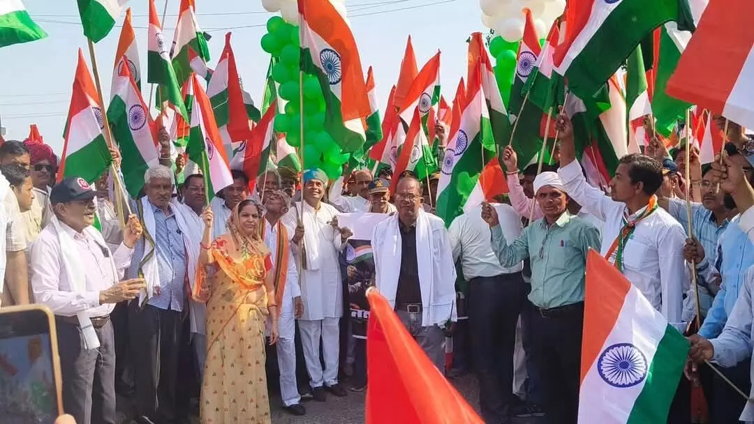 ऑपरेशन सिंदूर की सफलता पर सेना के सम्मान में निकली तिरंगा यात्रा ऑपरेशन सिंदूर की सफलता पर सेना के सम्मान में निकली तिरंगा यात्रा