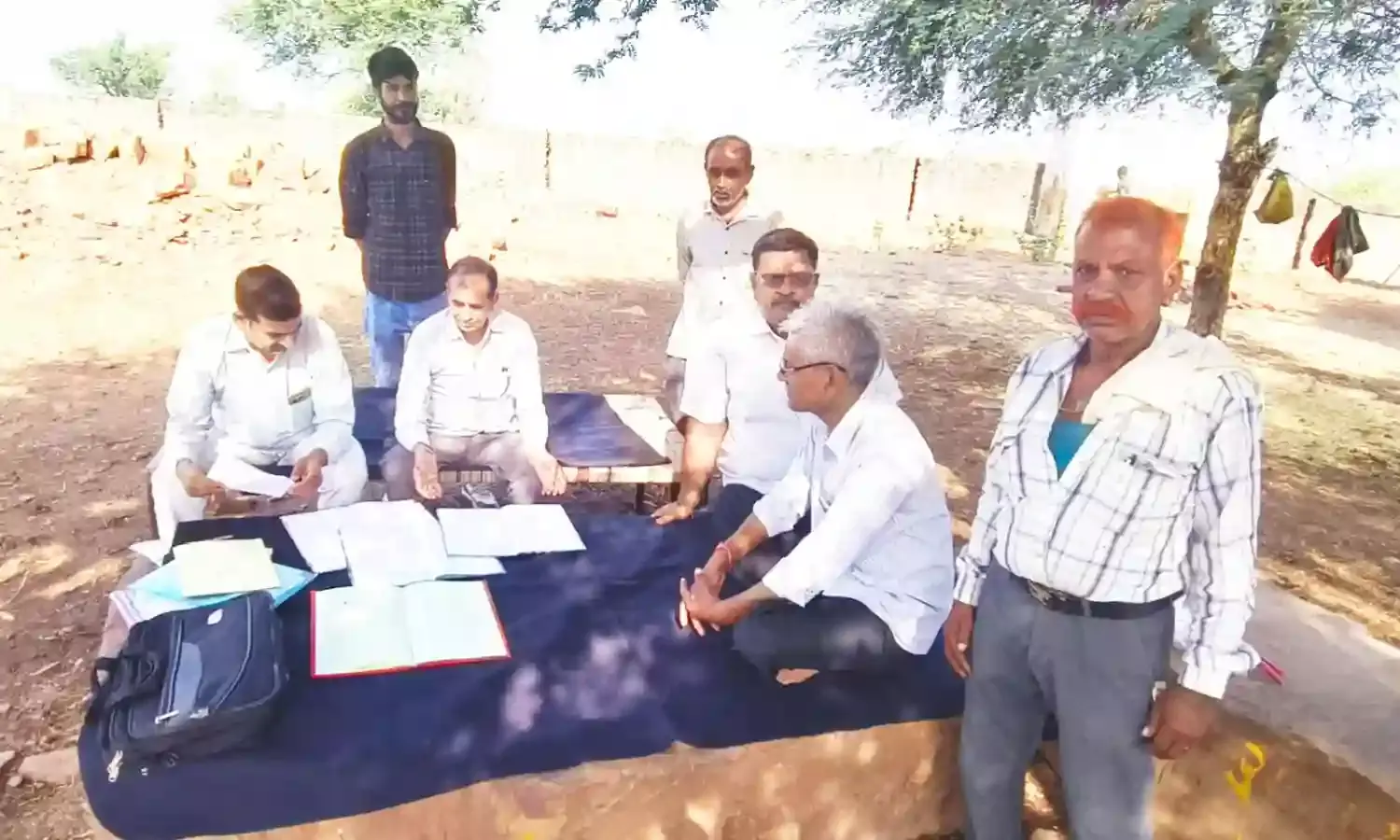 मांडलगढ़ तहसीलदार व डाक्टर अरविंद ने गौशाला का भोतिक सत्यापन किया