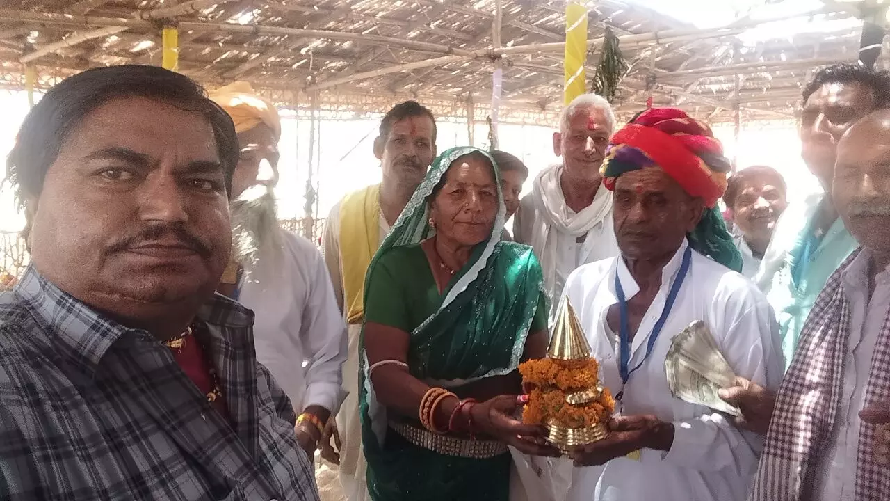 कीर समाज की मीरा मॉ दरबार मूर्ति प्राण प्रतिष्ठा महोत्सव का हुआ आयोजन कीर समाज की मीरा मॉ दरबार मूर्ति प्राण प्रतिष्ठा महोत्सव का हुआ आयोजन