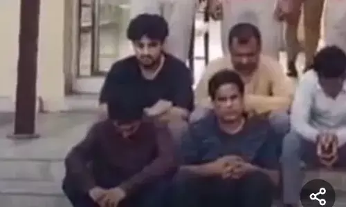 भीलवाड़ा के दो लोगों सहित 5 जुआरी पकड़े, 2.67 लाख की नकदी बरामद