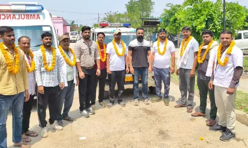 108 एम्बुलेंस कर्मियों ने मनाया पायलेट दिवस,भारतीय सेना को किया समर्पित