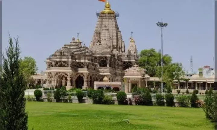 शनि जयंती एवं अमावस्या होने से सांवलिया जी में दर्शनार्थियों का दर्शन को लेकर भारी उत्साह,  अफवाह पर ध्यान नहीं दे-सीईओ