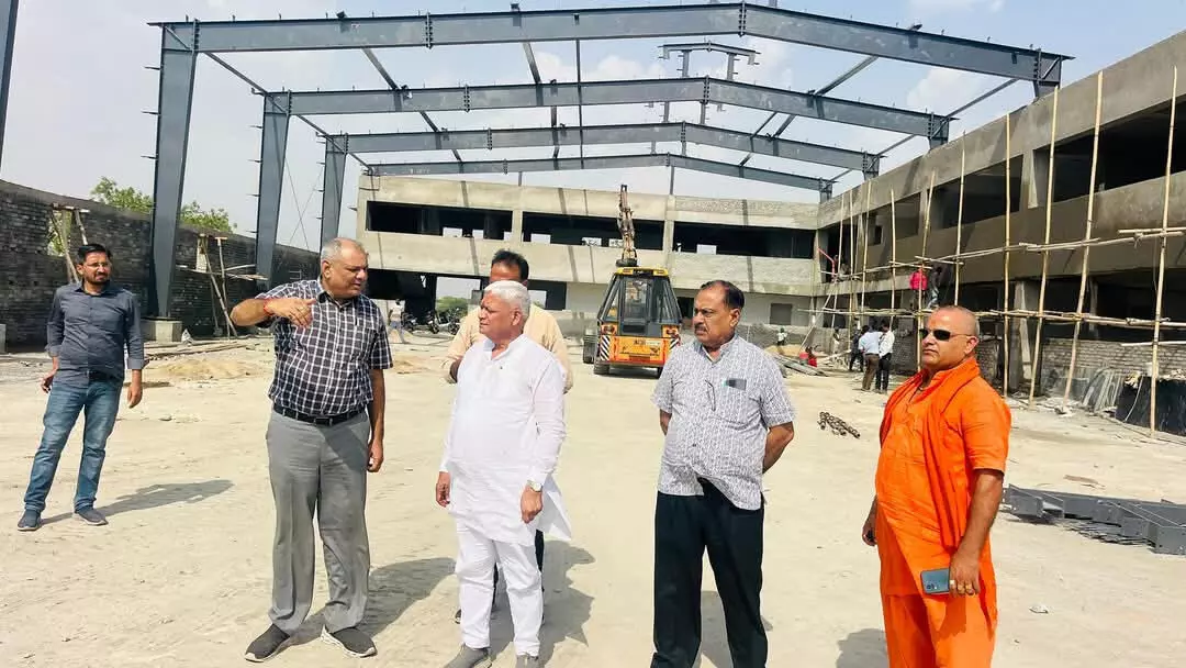 सांसद अग्रवाल ने किया हमीरगढ हवाई पट्टी फ़्लाइंग स्कूल का निरीक्षण सांसद अग्रवाल ने किया हमीरगढ हवाई पट्टी फ़्लाइंग स्कूल का निरीक्षण