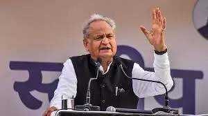 सरकार का सफाई कर्मचारियों पर ध्यान नहीं-गहलोत सरकार का सफाई कर्मचारियों पर ध्यान नहीं-गहलोत