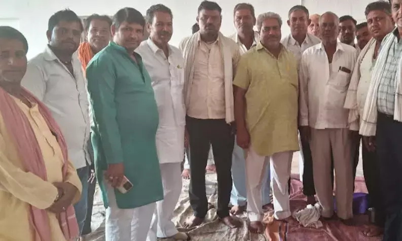 आम मेवाड़ चौखला माली समाज की बैठक झरना महादेव में सम्पन्न