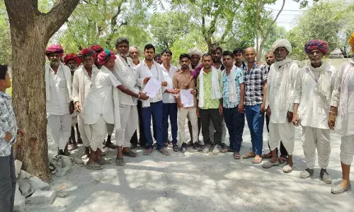 मुशा गाँव को मुशी पंचायत में ही यथावत रखने को लेकर ग्रामीणों ने सौंपा ज्ञापन