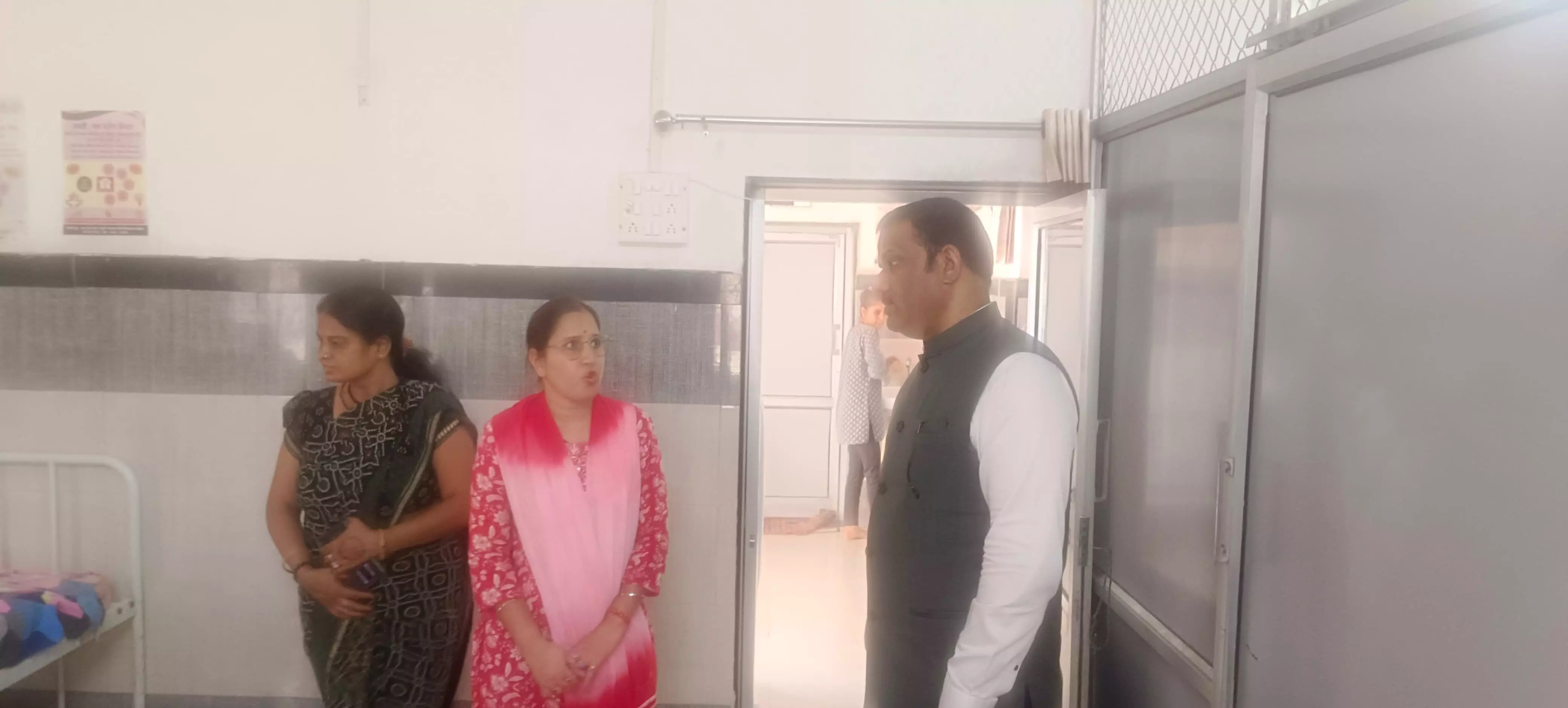 जिला विधिक सेवा प्राधिकरण ने किया बाल सम्प्रेषण एवं किशोर गृह पालडी निरीक्षण जिला विधिक सेवा प्राधिकरण ने किया बाल सम्प्रेषण एवं किशोर गृह पालडी निरीक्षण
