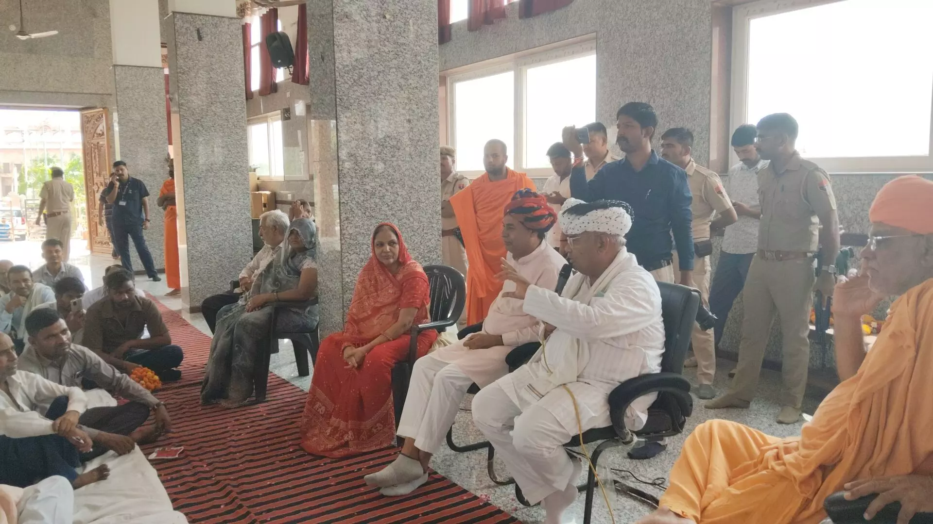 मंत्री दिलावर बोले- स्वच्छता का पैसा स्वच्छता में खर्च हो: कहा- रोज गांव में झाड़ू लगे, नालियों में गंदगी नहीं दिखें; मंत्री दिलावर बोले- स्वच्छता का पैसा स्वच्छता में खर्च हो: कहा- रोज गांव में झाड़ू लगे, नालियों में गंदगी नहीं दिखें;