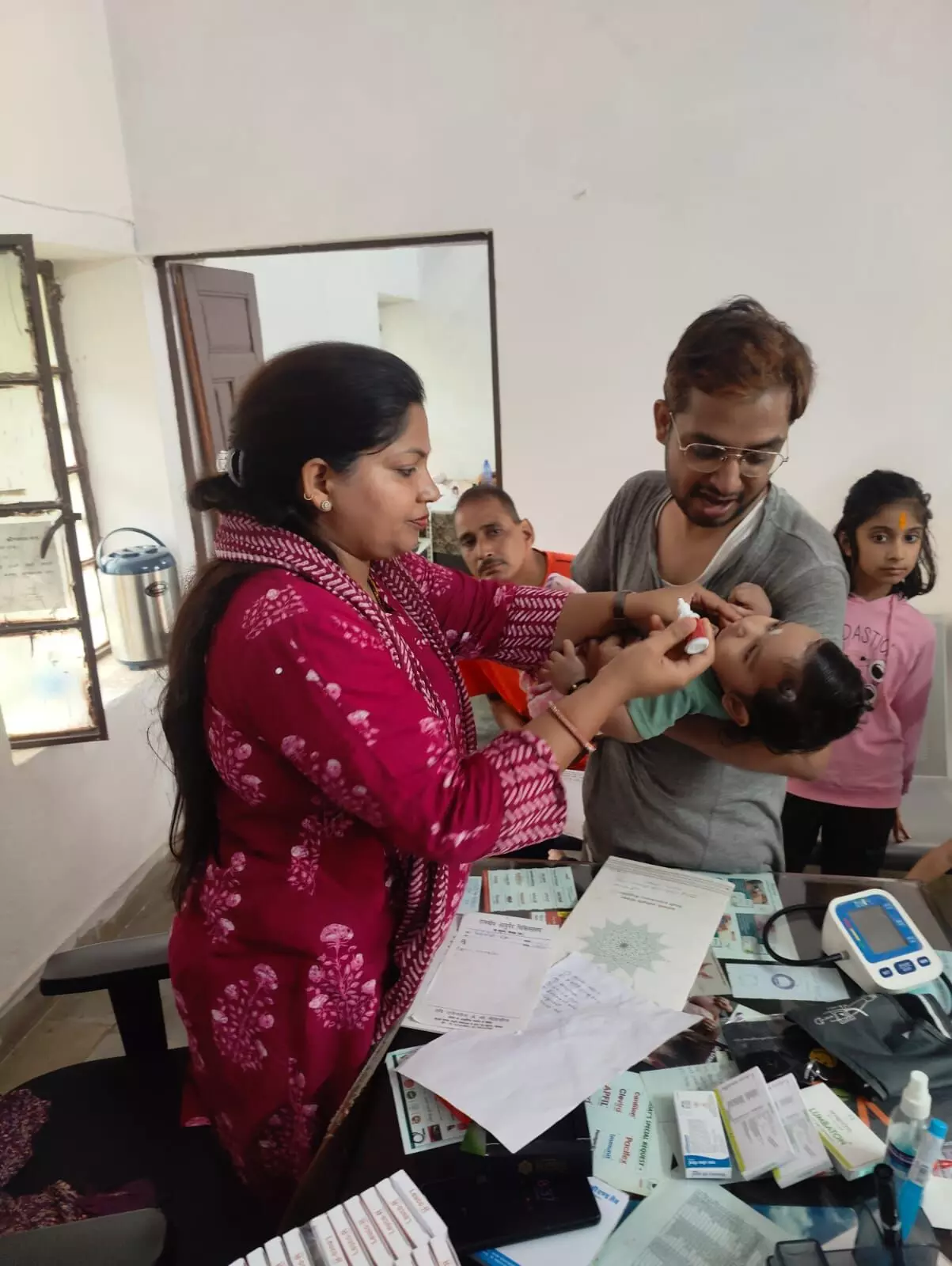बापूनगर में निःशुल्क स्वर्ण प्राशन आयुर्वेद चिकित्सा शिविर आयोजित, 320 से अधिक लोगों ने लिया लाभ बापूनगर में निःशुल्क स्वर्ण प्राशन आयुर्वेद चिकित्सा शिविर आयोजित, 320 से अधिक लोगों ने लिया लाभ
