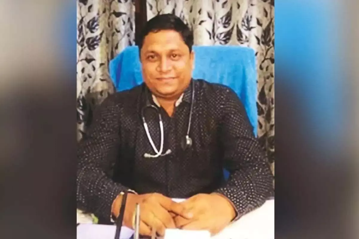 मनोचिकित्सक डॉक्टर ने की आत्महत्या मनोचिकित्सक डॉक्टर ने की आत्महत्या