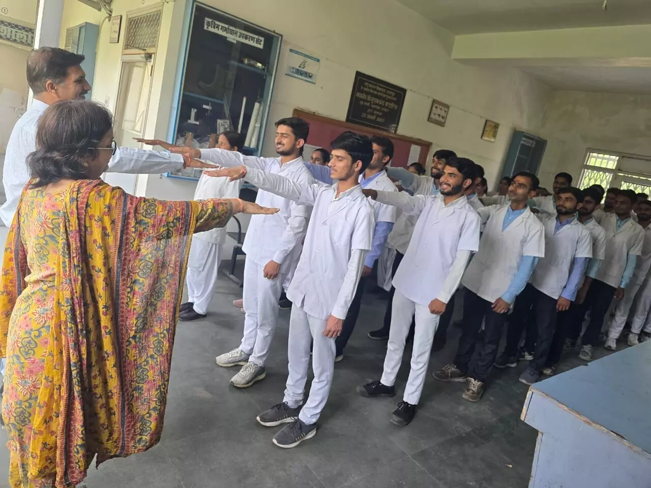 पशुपालन डिप्लोमा विद्यार्थियों ने तम्बाकू से दूर रहने का लिया संकल्प पशुपालन डिप्लोमा विद्यार्थियों ने तम्बाकू से दूर रहने का लिया संकल्प