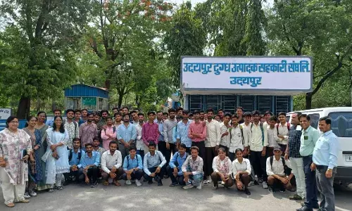 राजकीय पॉलिटेक्निक महाविद्यालय के छात्रों ने किया सरस डेयरी का शैक्षणिक भ्रमण
