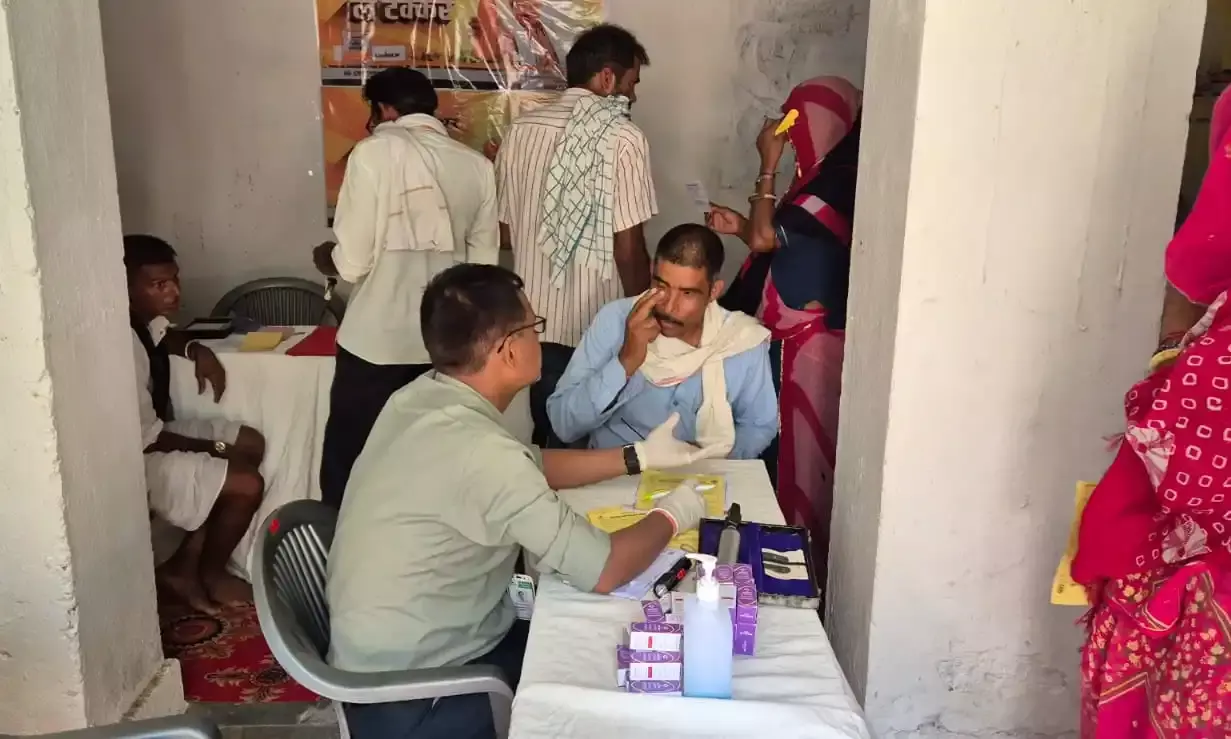 नेत्र चिकित्सा शिविर में 45 किसानों की निःशुल्क जांच की