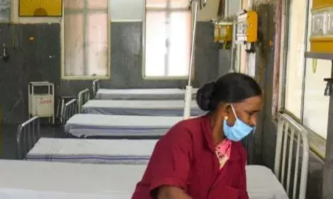 गरीबों की बढ़ने वाली है टेंशन, आयुष्मान भारत योजना से अलग हो रहे कई प्राइवेट अस्पताल गरीबों की बढ़ने वाली है टेंशन, आयुष्मान भारत योजना से अलग हो रहे कई प्राइवेट अस्पताल