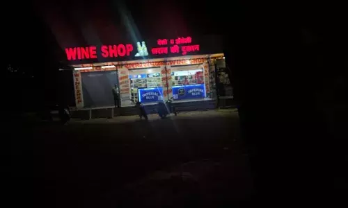 कुंभलगढ़ में शराब व्यापारियों की दबंगई, नियमों की उड़ रही धज्जियां