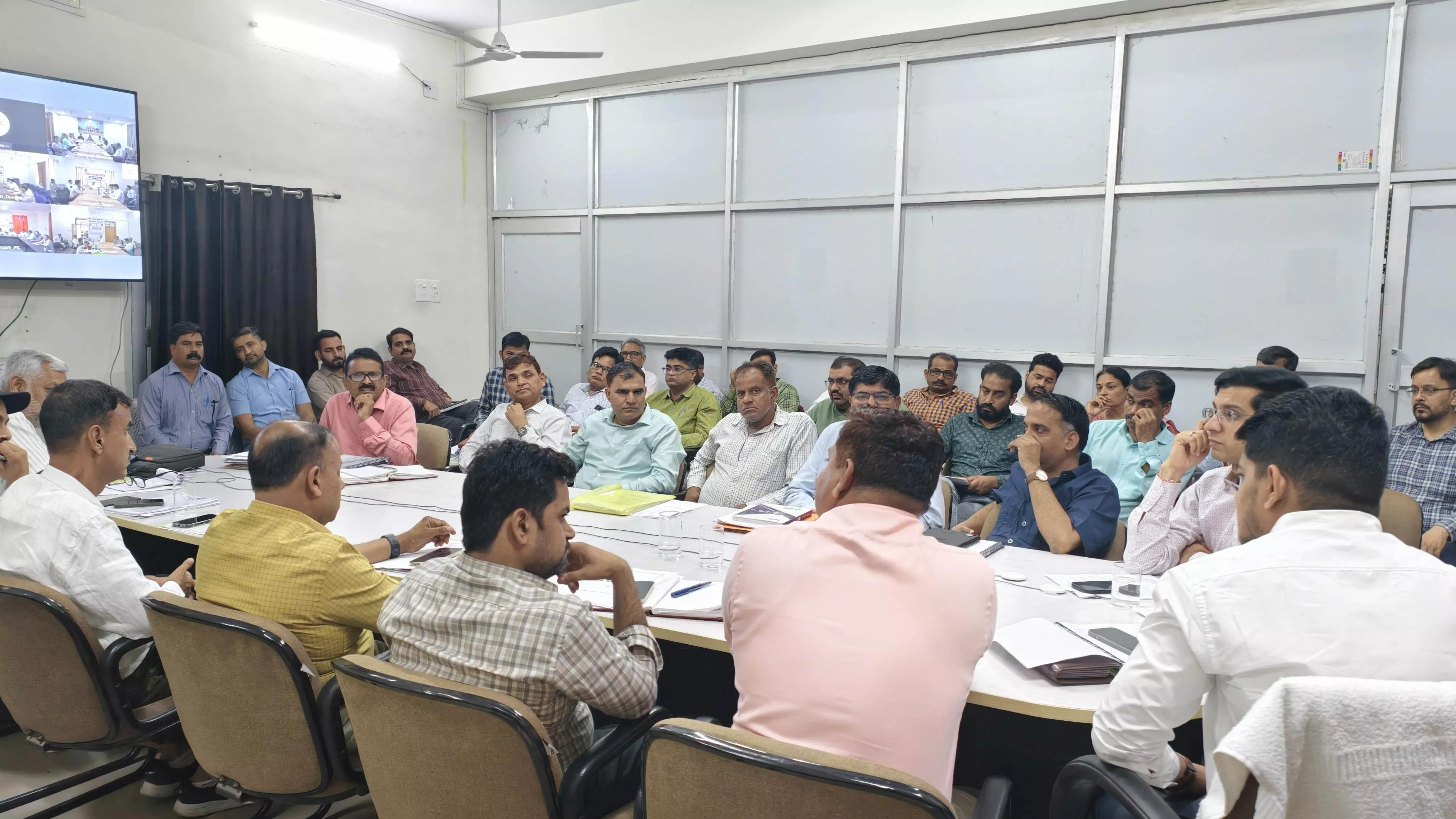 अन्तर्राष्ट्रीय योग दिवस 21 जून 2025 के सफल आयोजन हेतु बैठक आयोजित अन्तर्राष्ट्रीय योग दिवस 21 जून 2025 के सफल आयोजन हेतु बैठक आयोजित