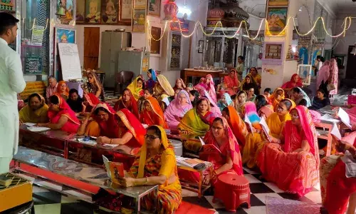 बच्चों व बड़ों में आत्मदर्शन का मार्ग बताते संस्कार शिविर : सम्राट शास्त्री