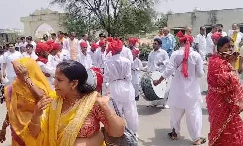 तहसील स्तरीय महेश नवमी महोत्सव के तहत बीगोद में भव्य शोभायात्रा निकाली