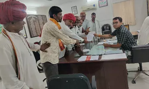 भारतीय किसान संघ द्वारा उपखंड अधिकारी को दिया ज्ञापन भारतीय किसान संघ द्वारा उपखंड अधिकारी को दिया ज्ञापन