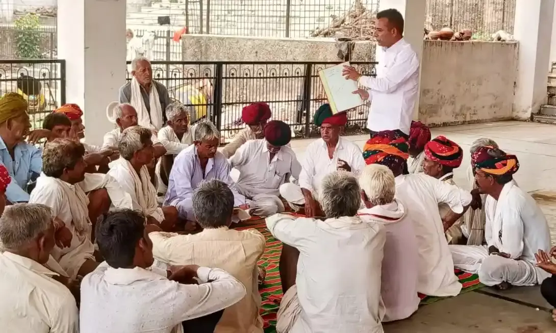 मीणा समाज को नशा मुक्त बनाने पर पंच पटेलों ने द‍िया जोर