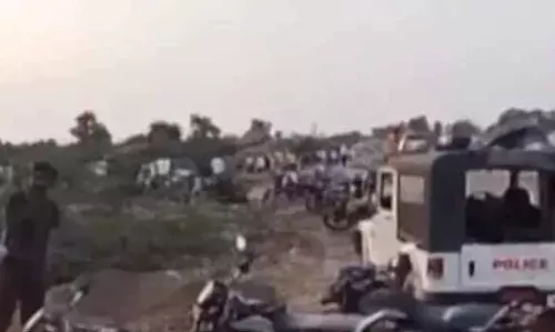 अवैध माइनिंग मामले में पंचायत सदस्य, सरपंच पुत्र और माइंस संचालक गिरफ्तार