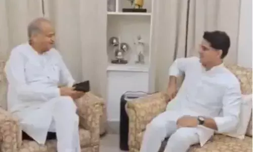 गहलोत-पायलट की मुलाकात, बंद कमरे में दो घंटे चली बैठक