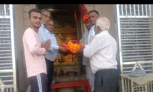 घाटारानी माताजी के ओसवाल समाज की तरफ से पोशाक चढ़ाई*