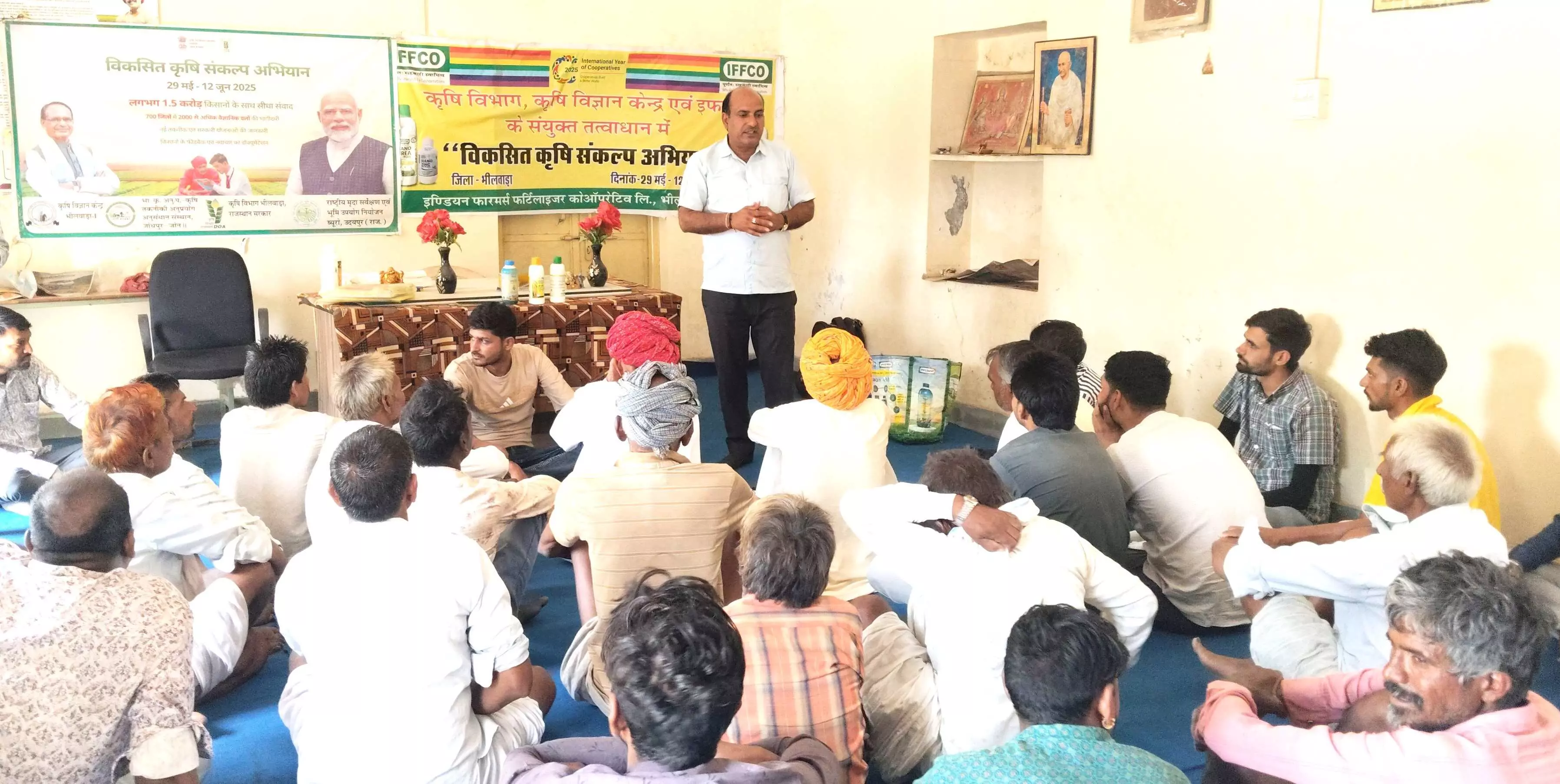 मक्का भविष्य की एवं सबसे महंगी फसल होगी - डॉ. यादव मक्का भविष्य की एवं सबसे महंगी फसल होगी - डॉ. यादव