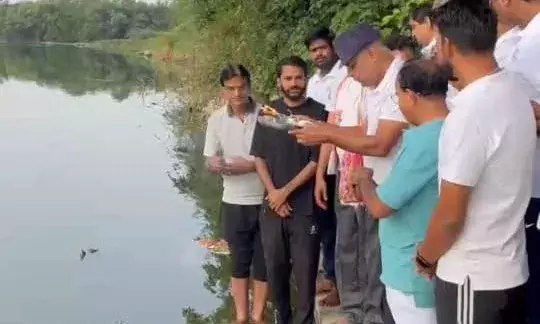 वंदे गंगा’ जल संरक्षण जन-अभियान के अंतर्गत संगम महादेव पर फिट चित्तौड़ क्लब सदस्यों द्वारा नदियों का पूजन