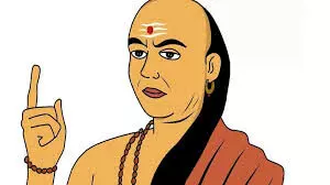 इन 5 लोगों को पैसा दिया तो बर्बादी तय इन 5 लोगों को पैसा दिया तो बर्बादी तय