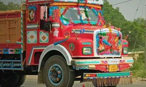 फिर दिखेंगे पुराने डिजाइन वाले ट्रक, सरकार कर रही विचार