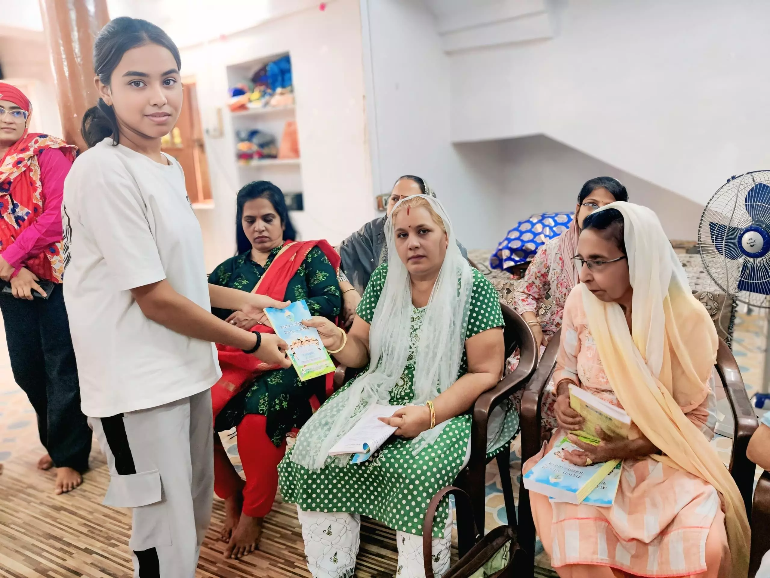 मातृभाषा सिखाने, सामाजिक संस्कार, पारंपरिक मूल्यों और सांस्कृतिक चेतना से भी ओत-प्रोत होगा बाल संस्कार शिविर मातृभाषा सिखाने, सामाजिक संस्कार, पारंपरिक मूल्यों और सांस्कृतिक चेतना से भी ओत-प्रोत होगा बाल संस्कार शिविर